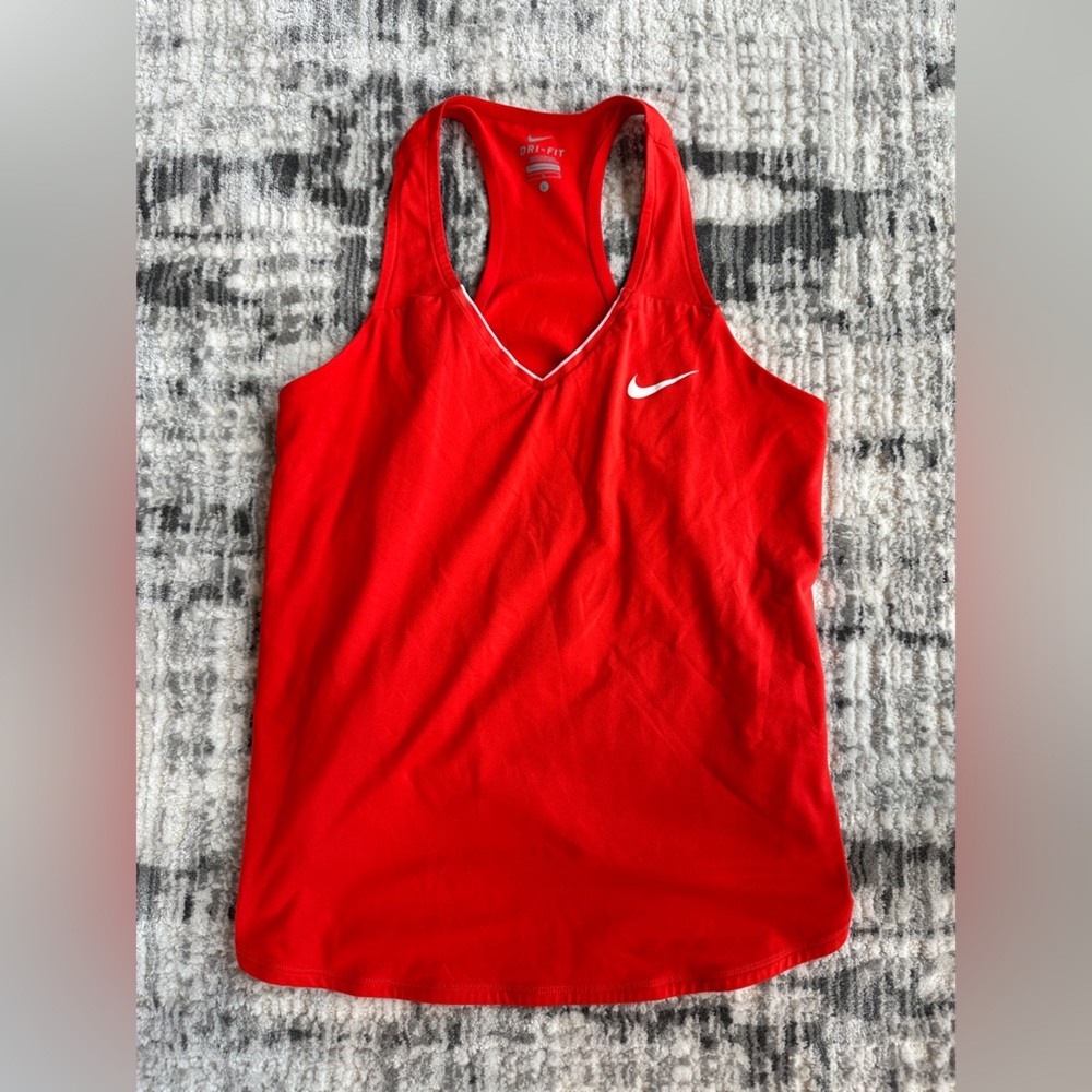 Nike Women's Tennis Shirt. Size Large.